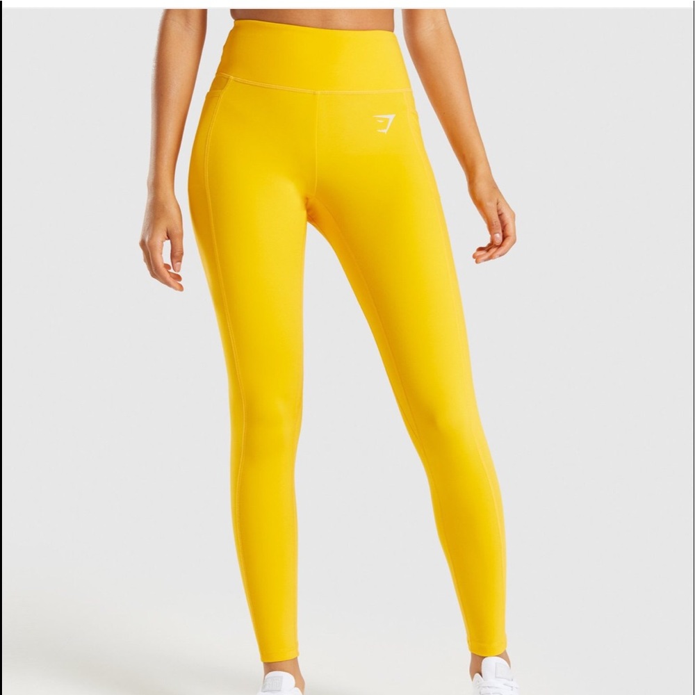 NWT! Super cute gymshark dreamy leggings